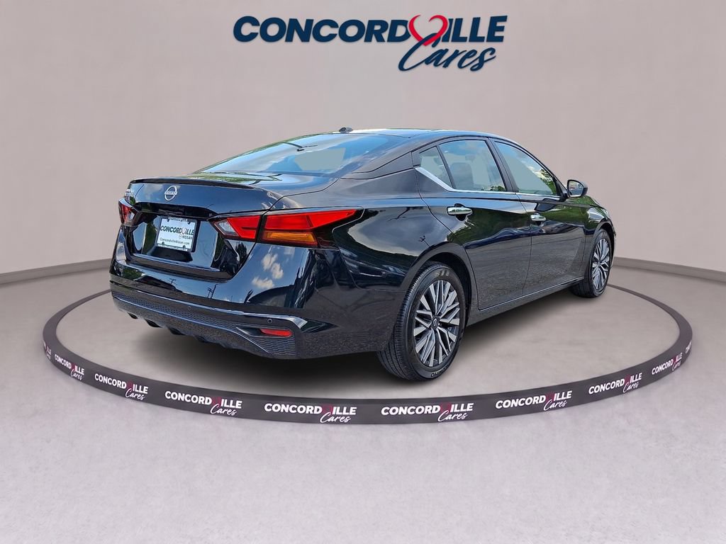 Certified 2025 Nissan Altima 2.5 SV FWD image 7
