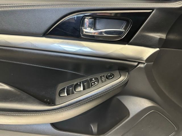 Used 2022 Nissan Maxima SV w/ Floor Mat Group FWD image 20