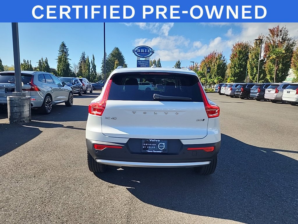 Used 2025 Volvo XC40 B5 Core w/ Protection Package Premier AWD/4WD image 4