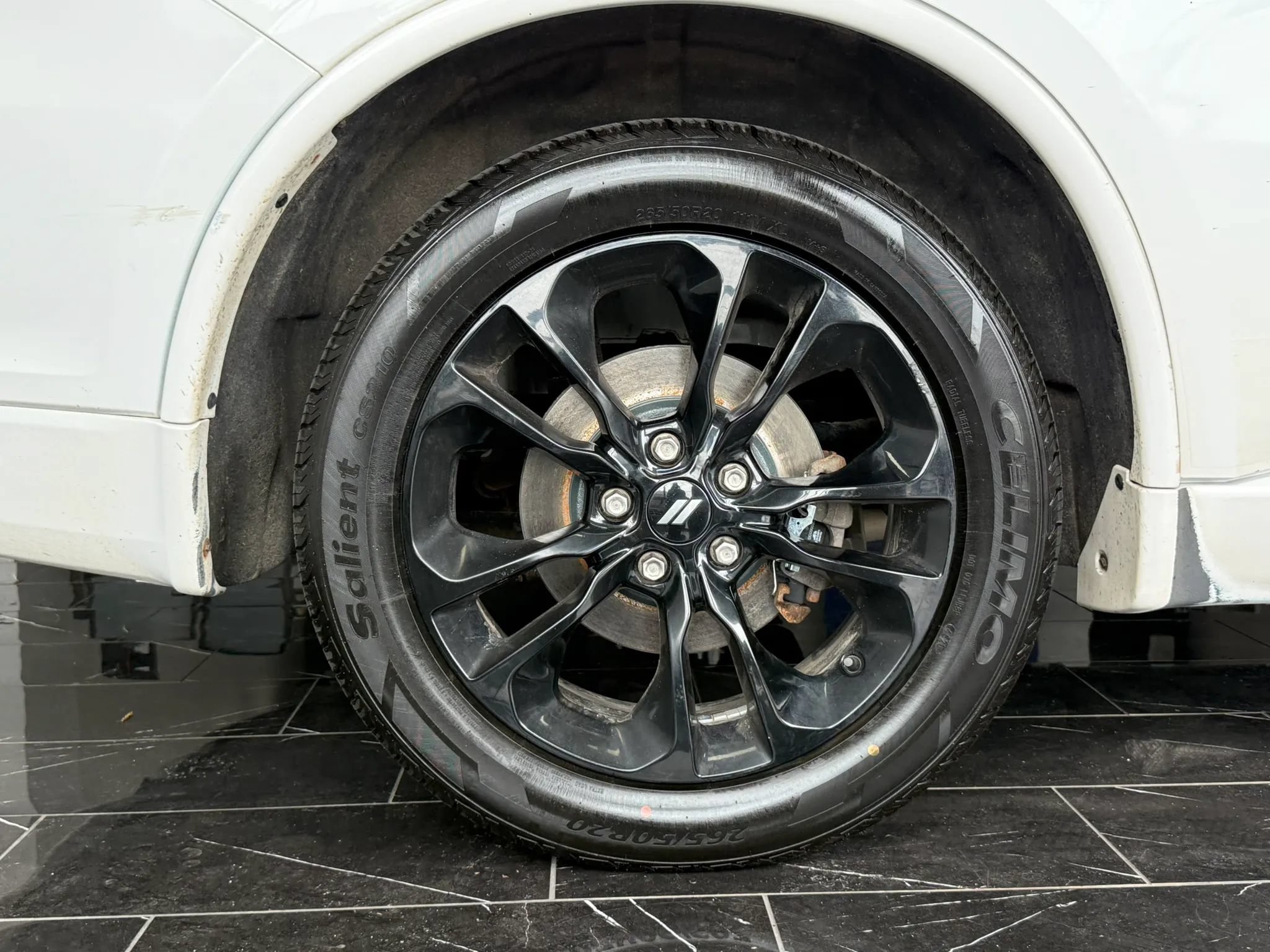 Used 2020 Dodge Durango R/T w/ Blacktop Package AWD/4WD image 28
