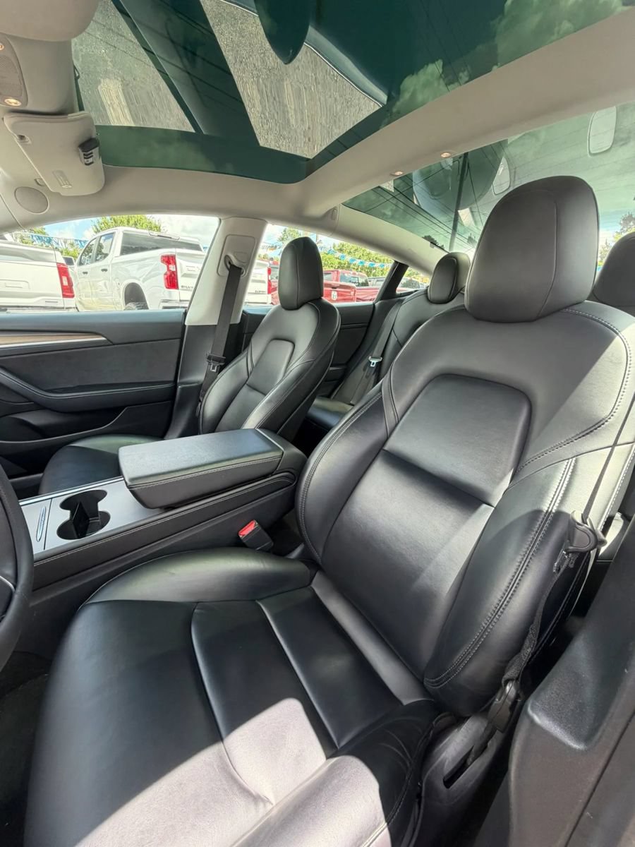 Used 2021 Tesla Model 3 Standard Range Plus RWD image 13