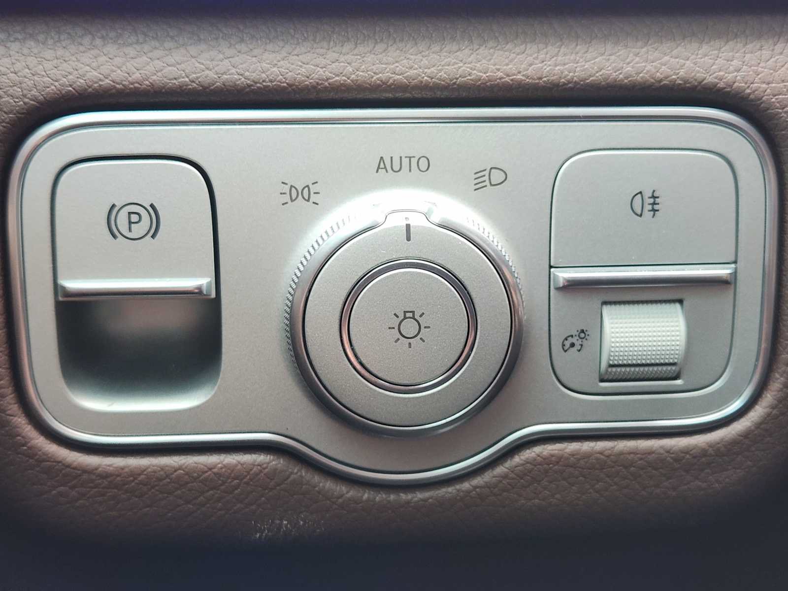Used 2025 Mercedes-Benz GLS 450 4MATIC image 22