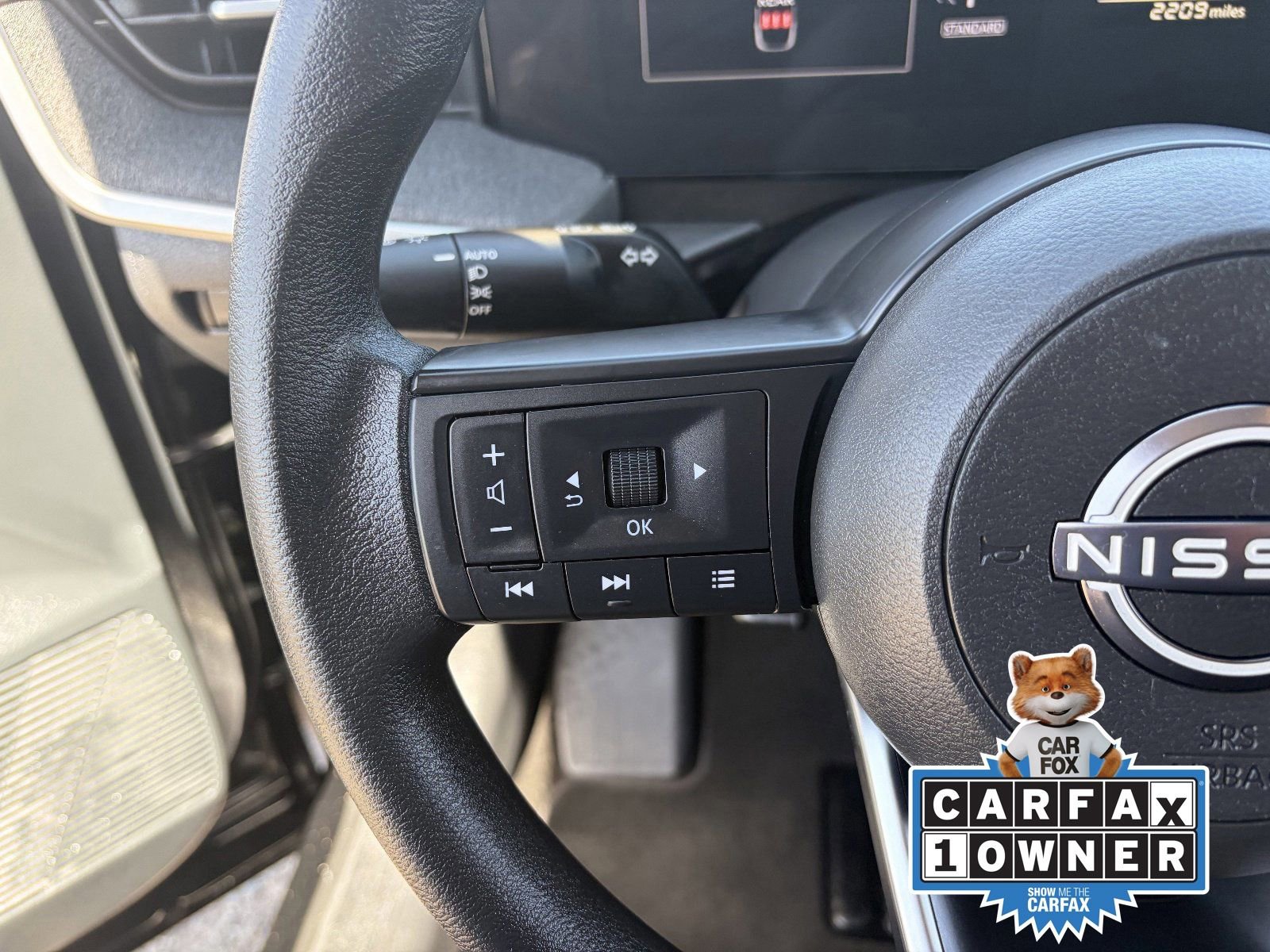 Certified 2025 Nissan Kicks SV image 25