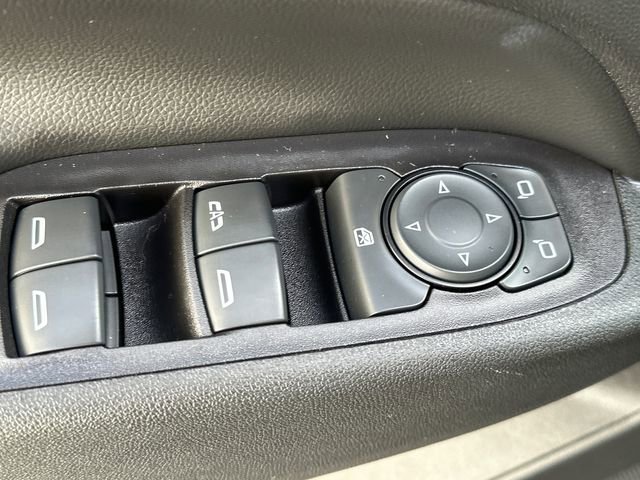 Used 2019 Chevrolet Equinox LT image 24