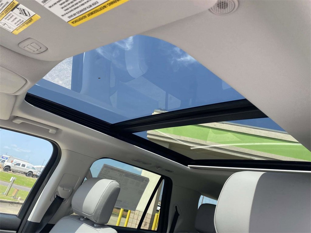 New 2025 Ford Expedition Max Active image 18