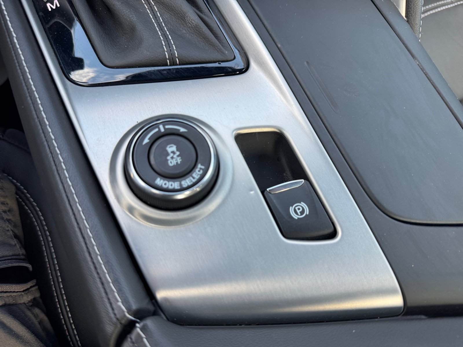 Used 2018 Chevrolet Corvette Grand Sport RWD image 28