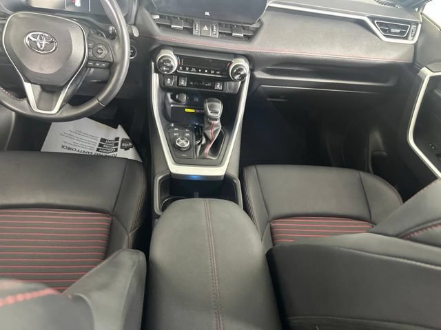 Used 2023 Toyota RAV4 XSE AWD/4WD image 22