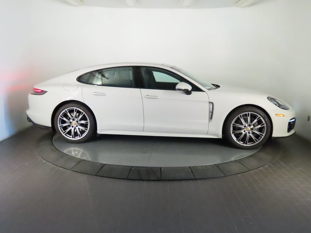 Certified 2023 Porsche Panamera RWD image 8