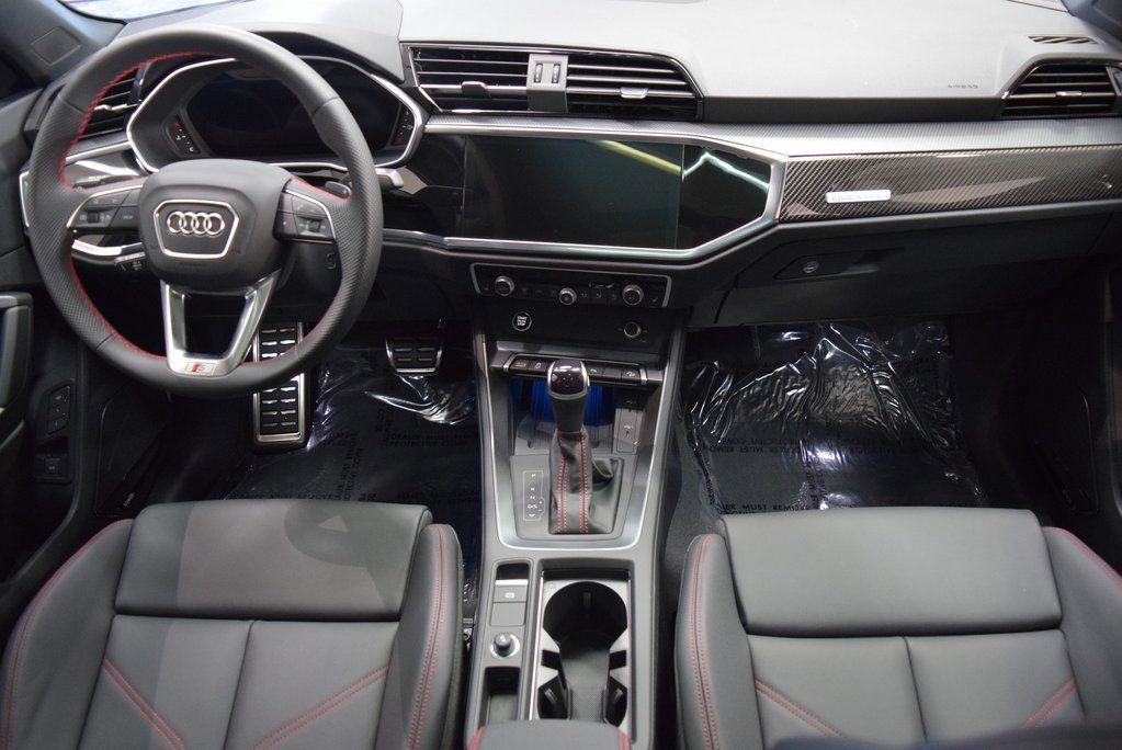 New 2025 Audi Q3 2.0T Premium Plus image 8