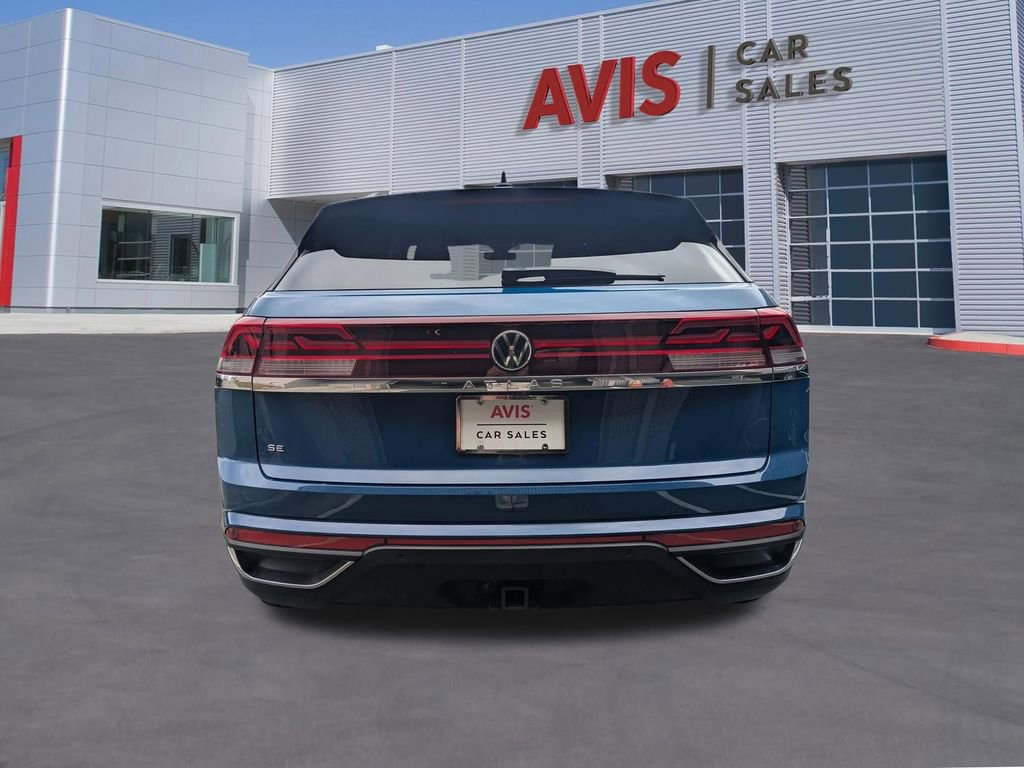 Used 2025 Volkswagen Atlas Cross Sport SE FWD image 7