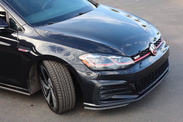 Used 2018 Volkswagen GTI SE w/ SE Leather Package FWD image 10
