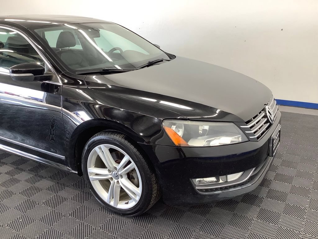 Used 2013 Volkswagen Passat TDI SEL Premium FWD image 23