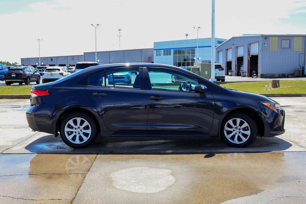 Used 2026 Toyota Corolla LE FWD image 23