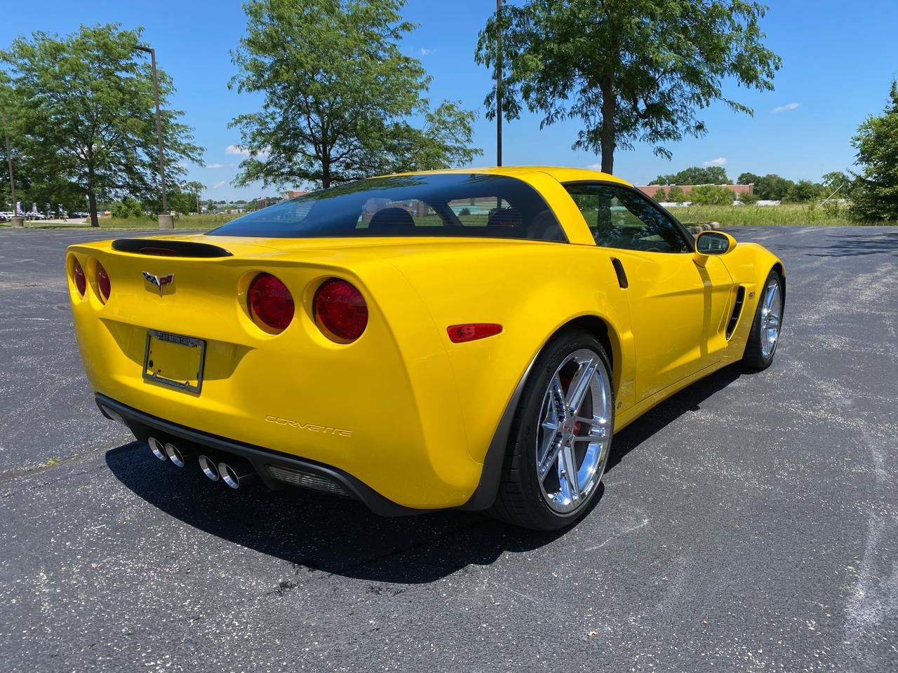 Used 2007 Chevrolet Corvette Z06 w/ Preferred Equipment Group RWD image 5