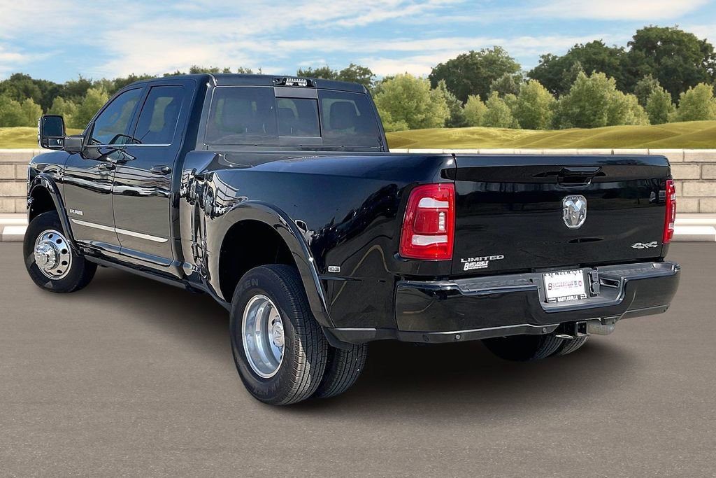 Used 2024 RAM 3500 Limited AWD/4WD image 11