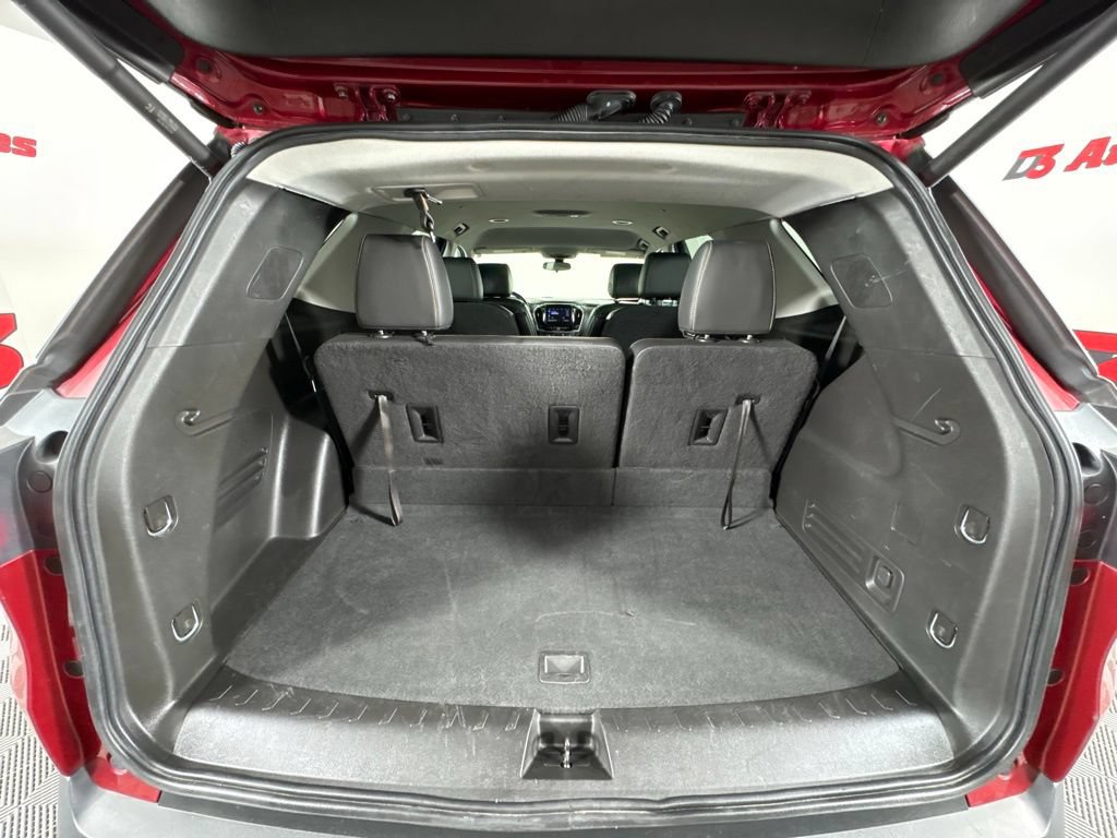Used 2020 Chevrolet Traverse LT w/ LPO, Floor Liner Package AWD/4WD image 48