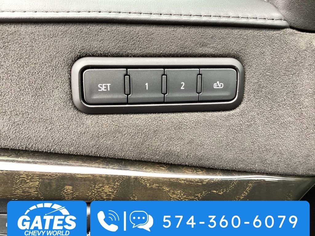 Used 2019 Cadillac Escalade ESV Platinum image 34