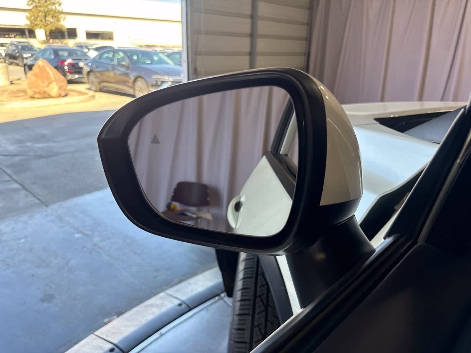 Used 2022 Nissan Rogue SV FWD image 18