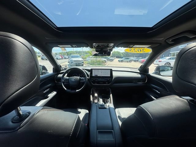 Used 2025 Toyota Grand Highlander AWD Hybrid image 52