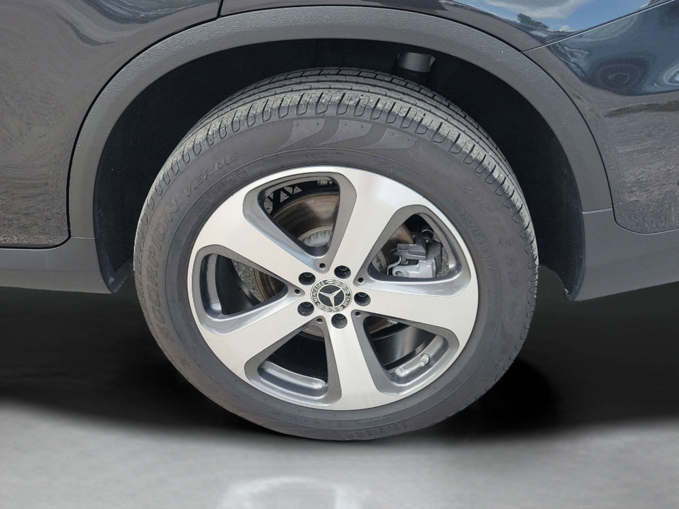 Certified 2023 Mercedes-Benz GLC 300 4MATIC Coupe image 29