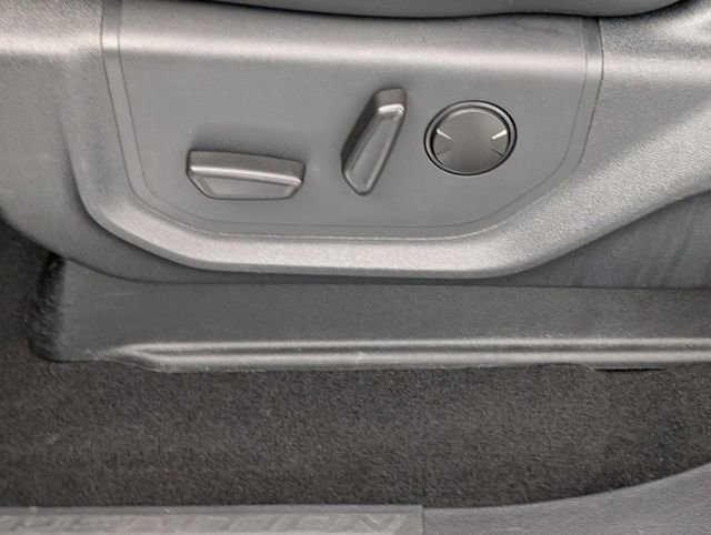 Used 2024 Ford Expedition Max XLT image 14