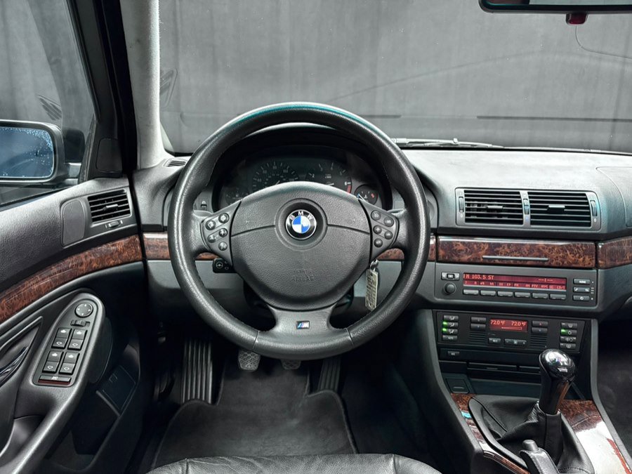 Used 2000 BMW 528i Sedan image 40