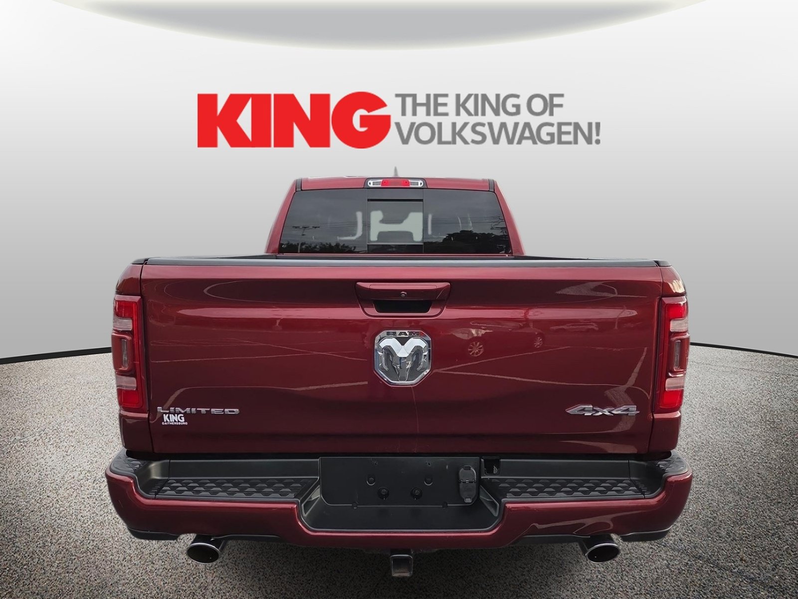 Used 2023 RAM 1500 Limited w/ Body Color Bumper Group AWD/4WD image 4