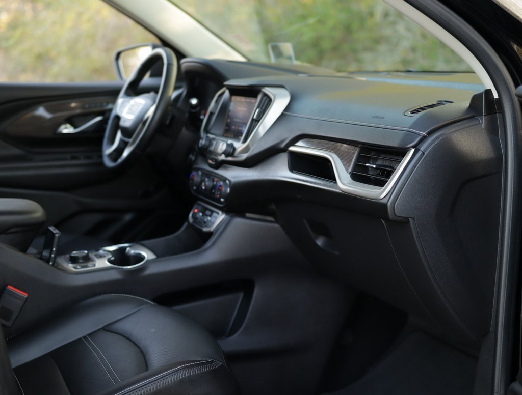 Used 2023 GMC Terrain Denali image 34