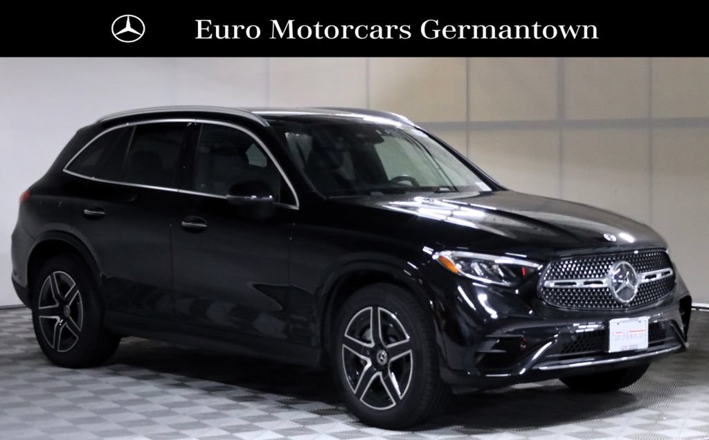 Certified 2026 Mercedes-Benz GLC 300 4MATIC image 1
