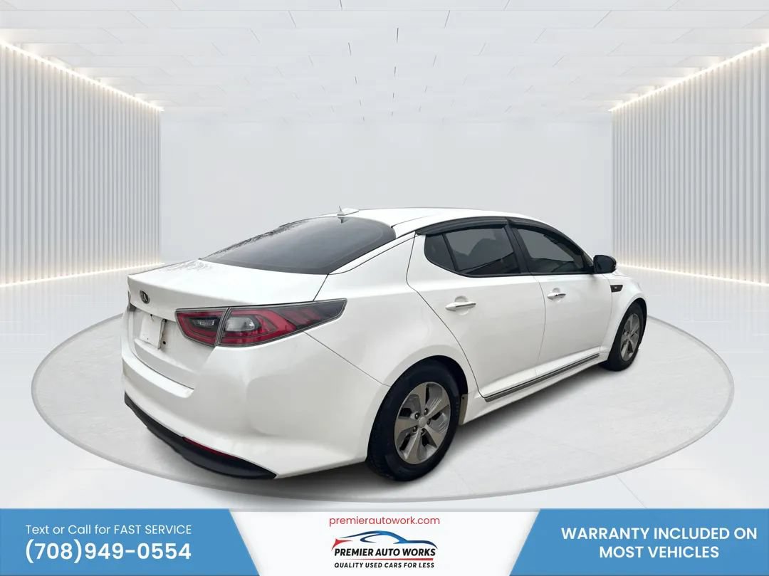 Used 2014 Kia Optima LX w/ Hybrid Convenience Package FWD image 4