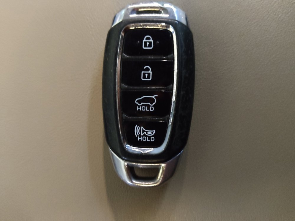 Used 2019 Hyundai Santa Fe SEL FWD image 32