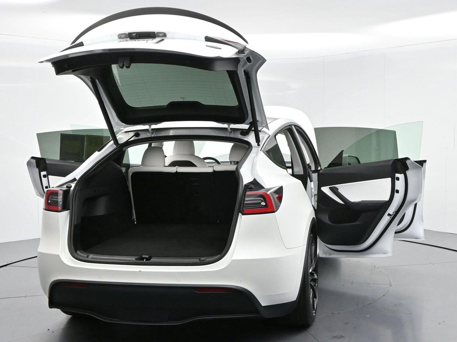 Used 2020 Tesla Model Y Performance AWD/4WD image 38