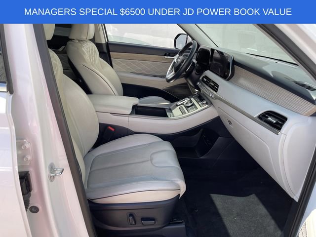 Used 2022 Hyundai Palisade Calligraphy w/ Winter Package image 33