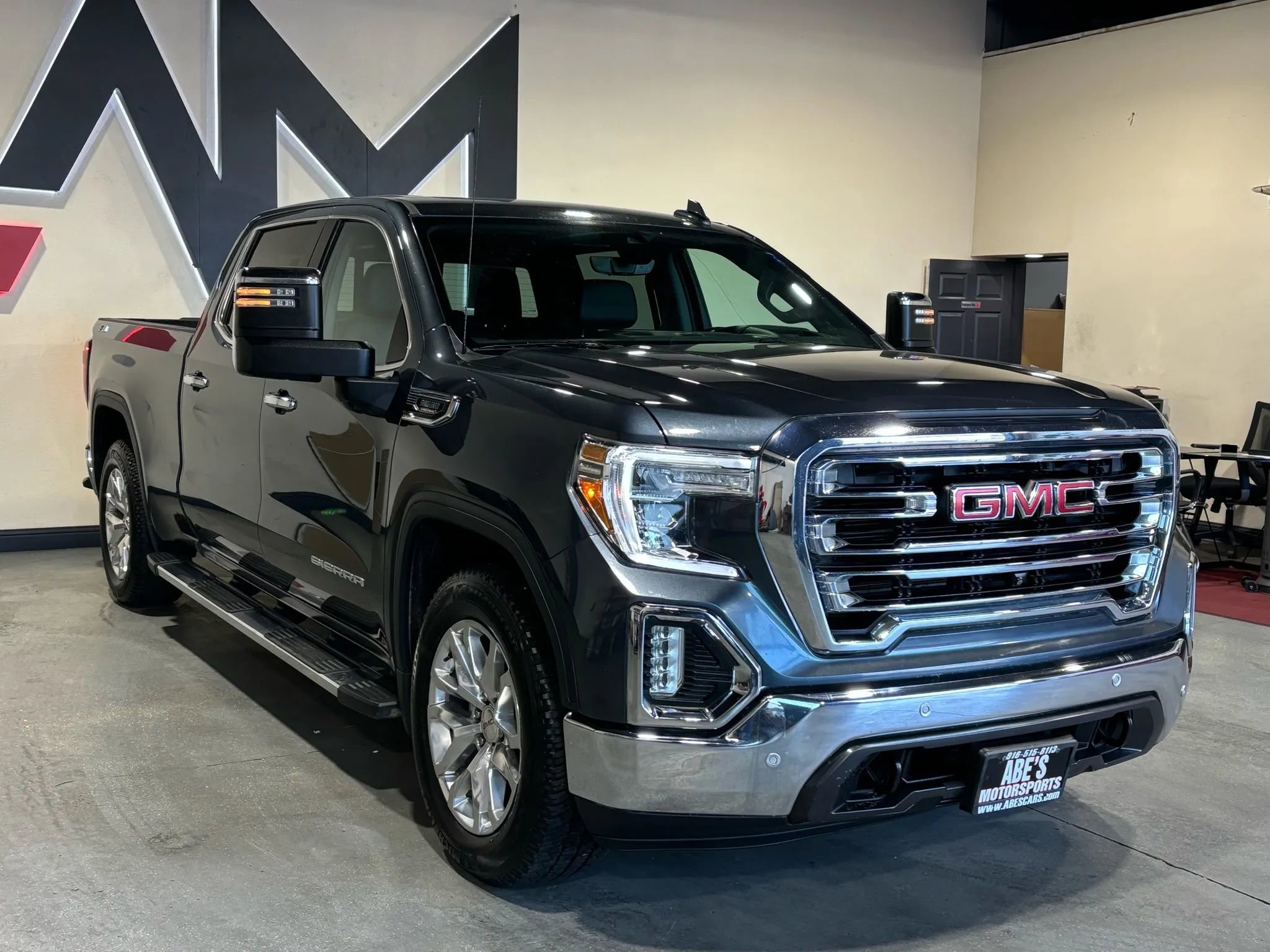 Used 2021 GMC Sierra 1500 SLT w/ SLT Premium Plus Package image 3