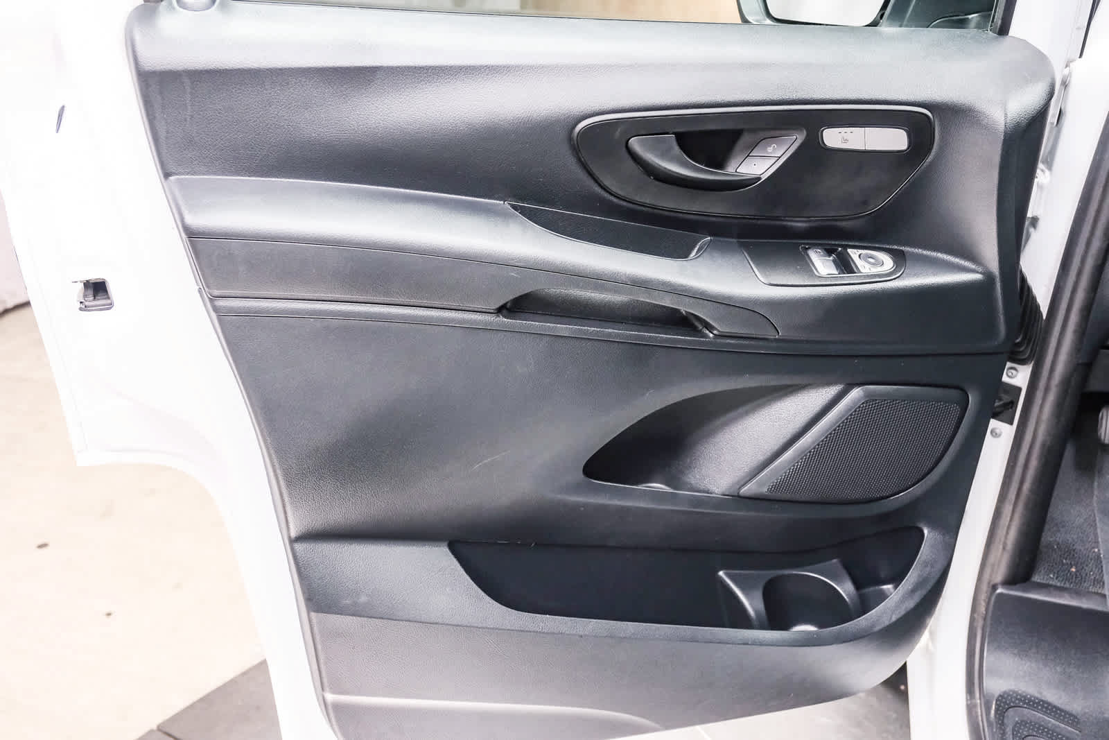 Used 2022 Mercedes-Benz Metris image 29