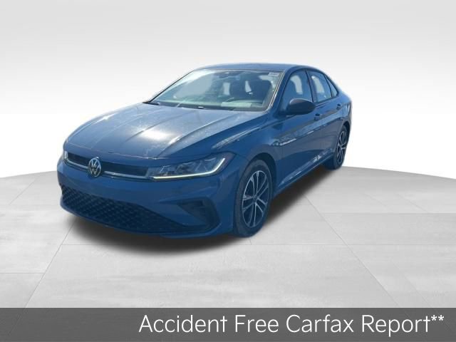 Used 2025 Volkswagen Jetta Sport image 3