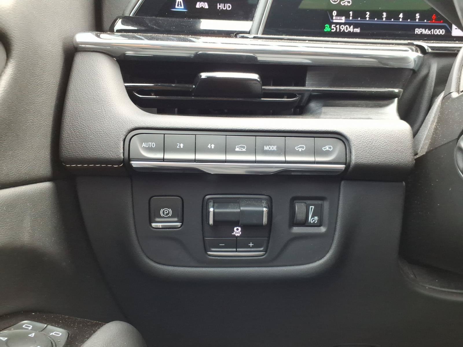 Used 2021 Cadillac Escalade Sport w/ Driver Assist Tech Package AWD/4WD image 27