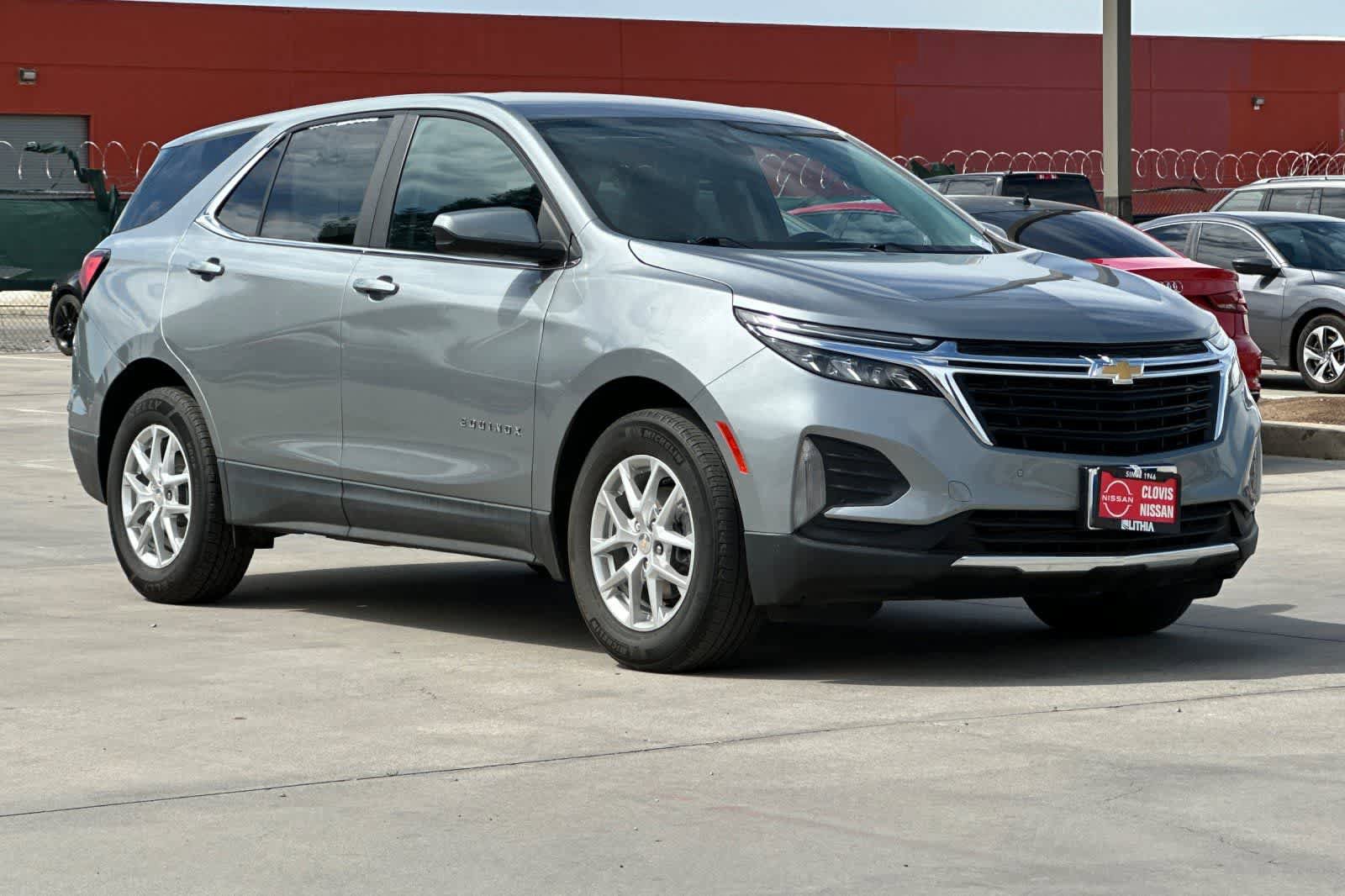 Used 2023 Chevrolet Equinox LT FWD image 10