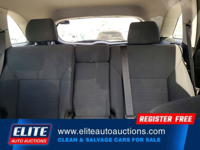 Used 2019 Kia Sorento LX image 19