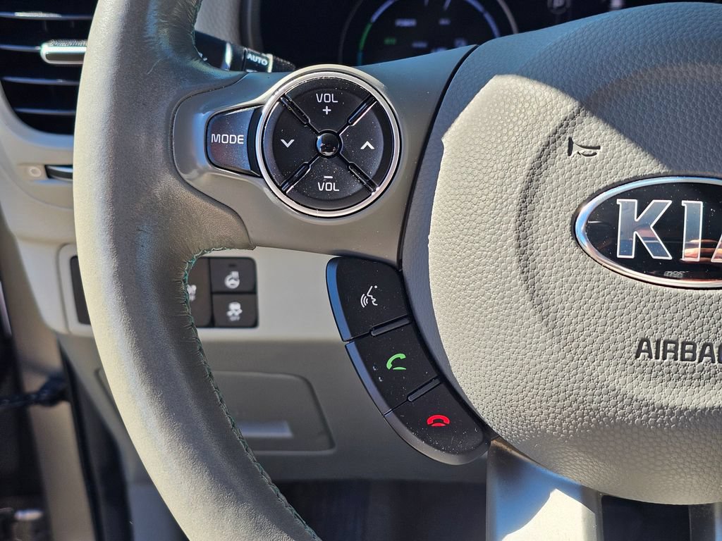 Used 2016 Kia Soul EV + w/ Paint Protection Film Package FWD image 35