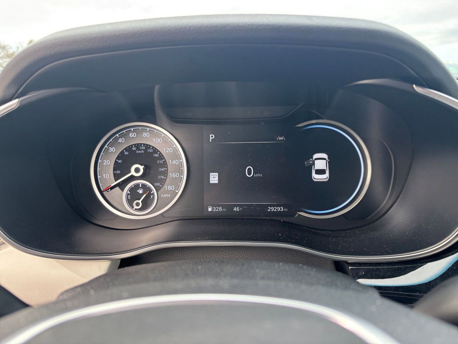 Used 2025 Genesis G70 2.5T image 38