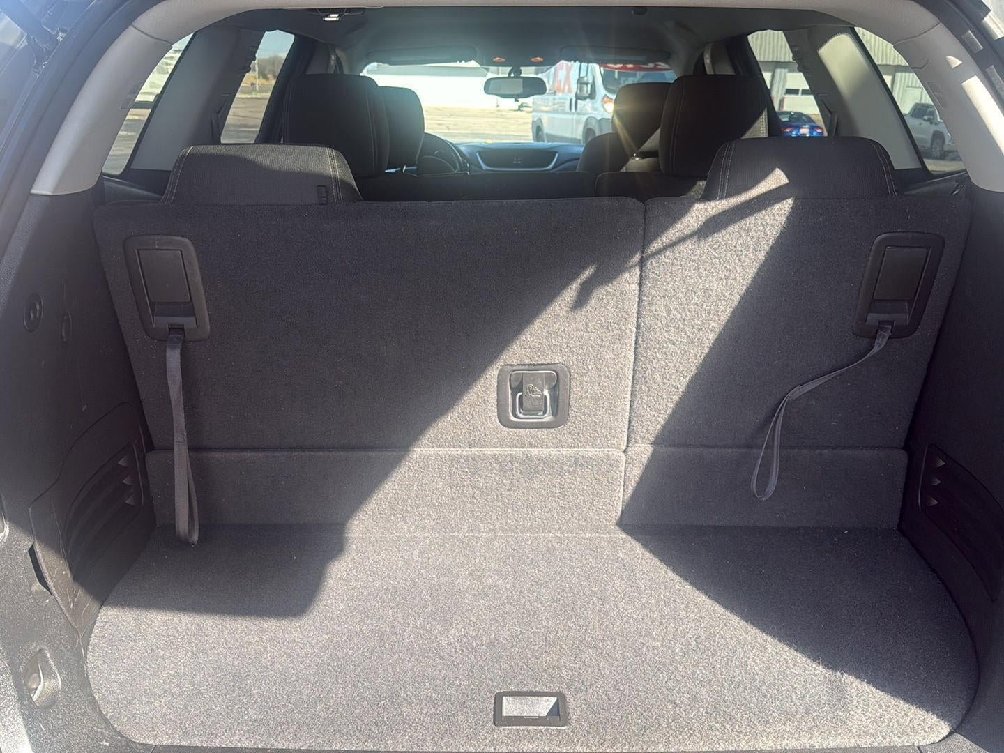 Used 2016 Chevrolet Traverse LT image 4