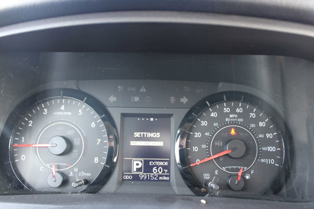 Used 2015 Toyota Sienna LE image 30