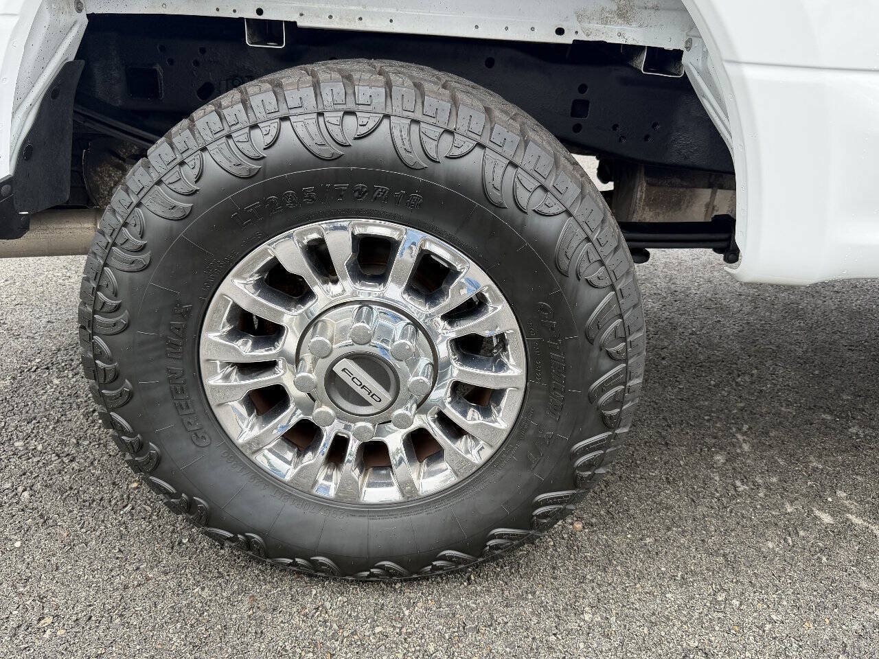 Used 2022 Ford F250 XL w/ Power Equipment Group AWD/4WD image 46