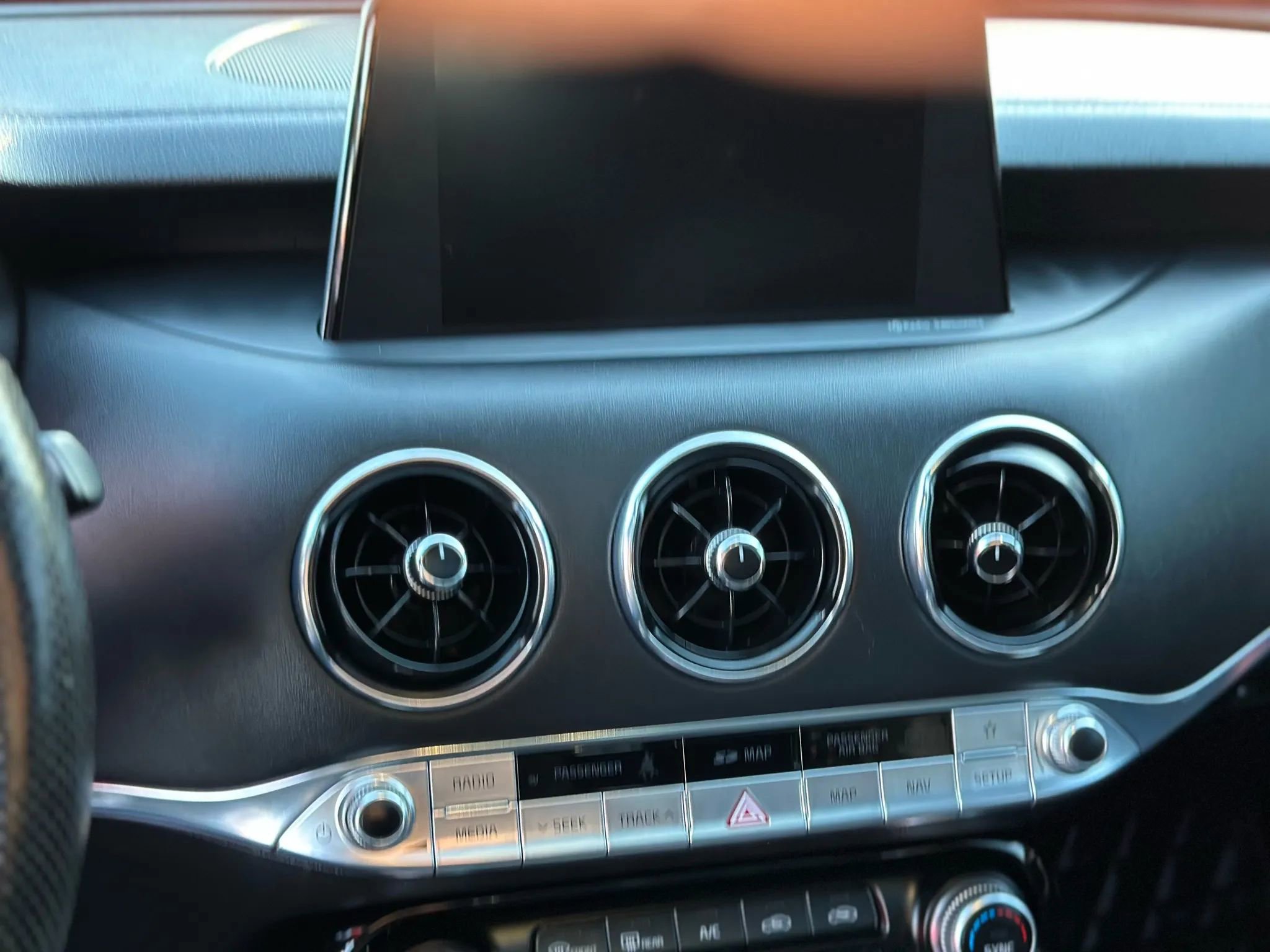 Used 2018 Kia Stinger GT2 image 30