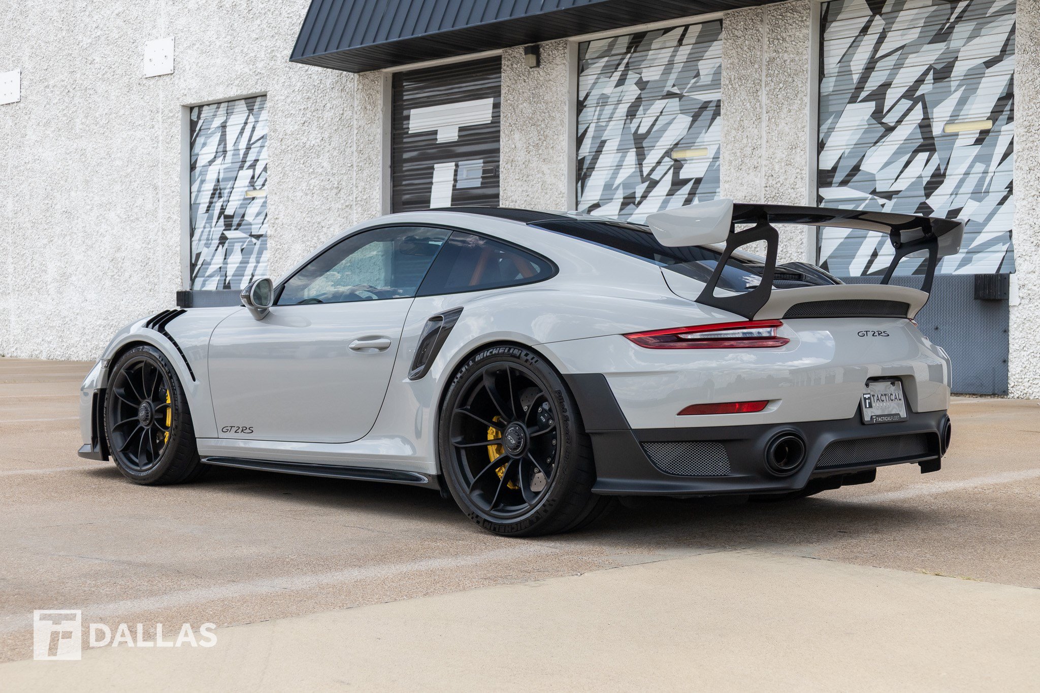 Used 2018 Porsche 911 GT2 RS RWD image 10
