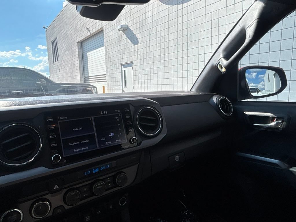 Used 2023 Toyota Tacoma TRD Off-Road AWD/4WD image 15