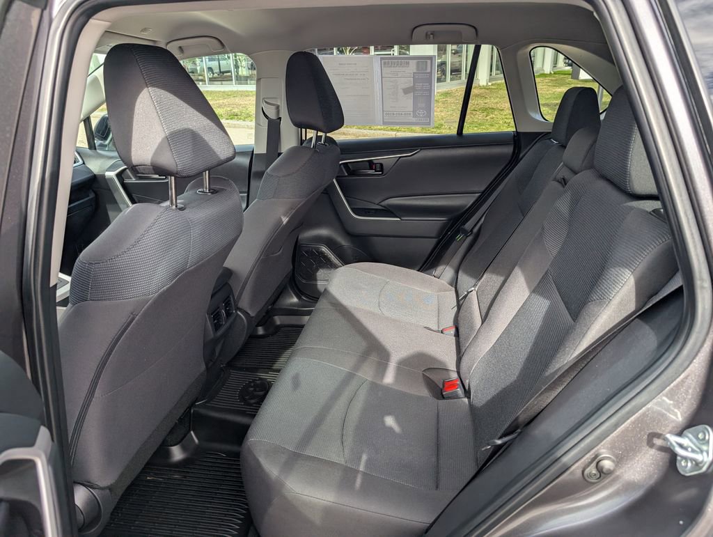 Used 2024 Toyota RAV4 LE image 19