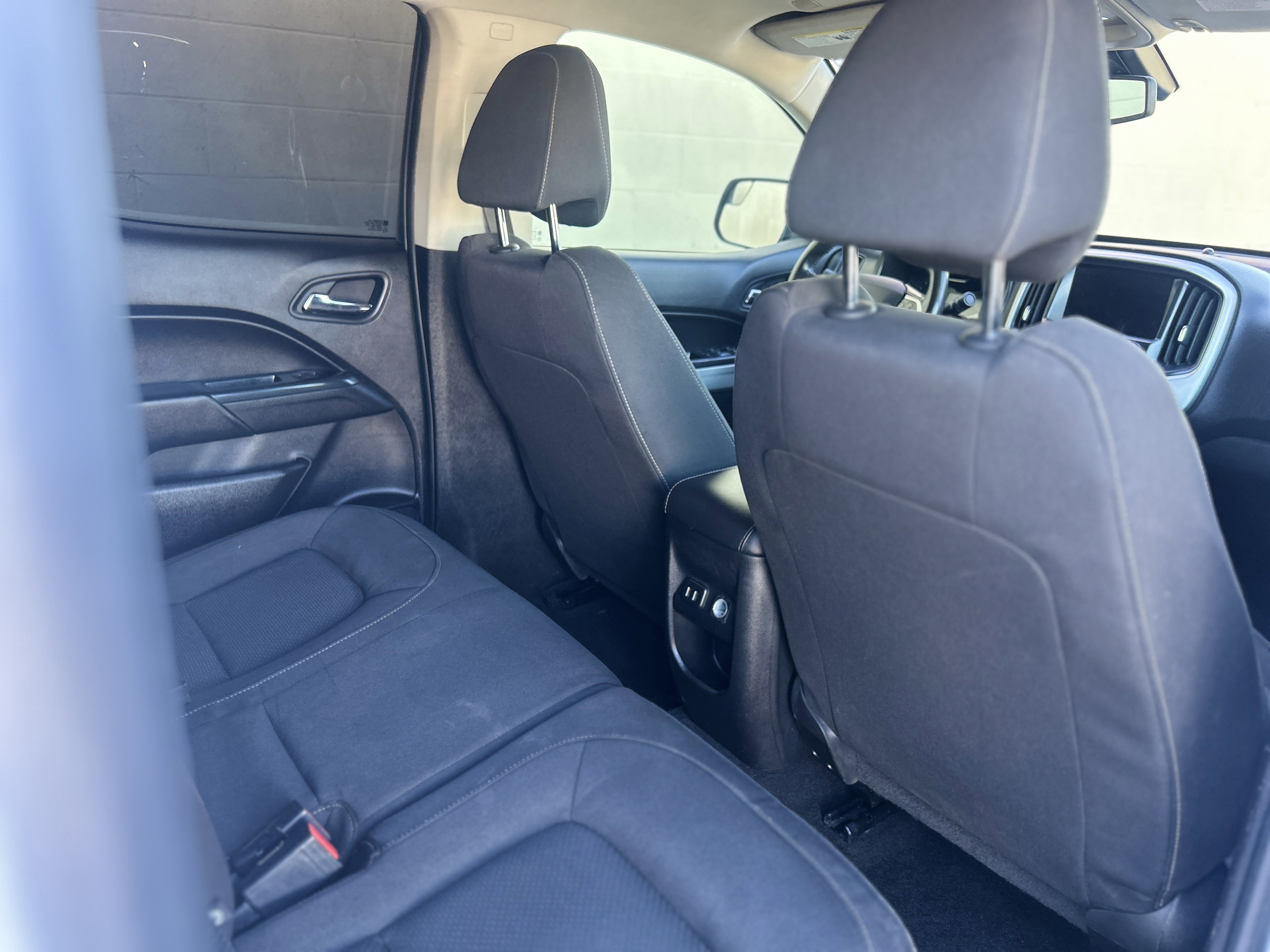 Used 2018 Chevrolet Colorado LT RWD image 26