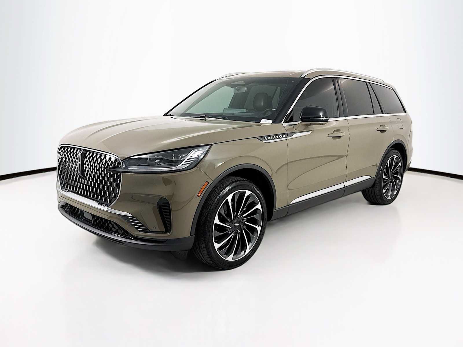 Used 2025 Lincoln Aviator Reserve w/ Equipment Group 201A AWD/4WD image 1